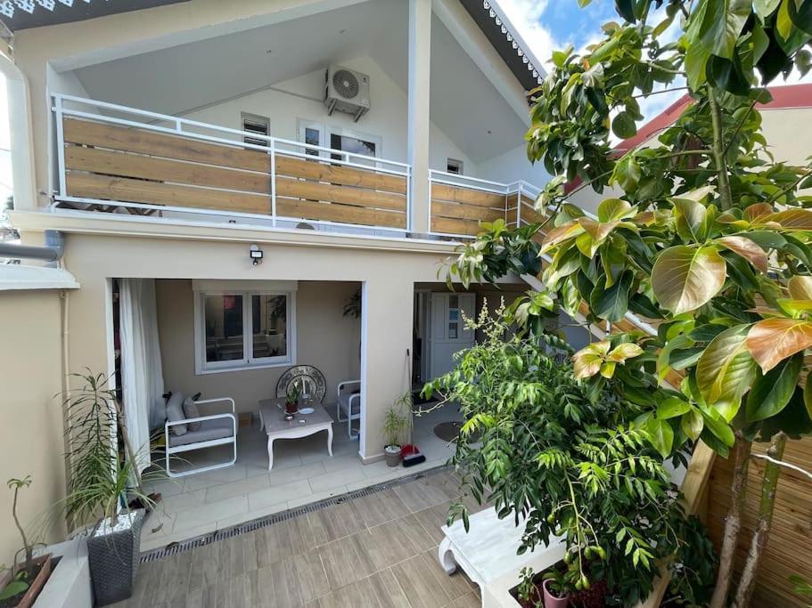 Grand Studio Charmant, Tout Equipe… Saint-Denis Exteriör bild